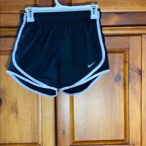 Nike Dri Fit Black & White Running Athletic Workout Shorts